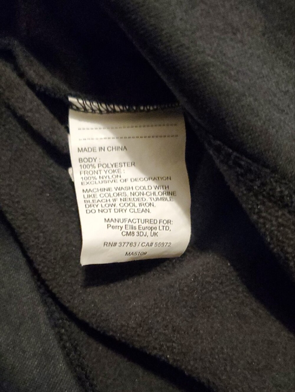 Perry Ellis Men's Hooded Half-Zip Pullover in Charcoal - Picture 5 of 9